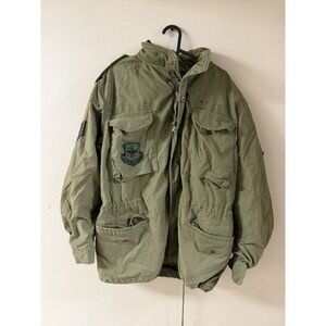 1977 Alpha Industries USAF Systems Command  M-65 Medium Reg Field Jacket Coat